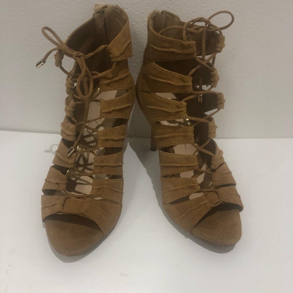Jessica Simpson heels